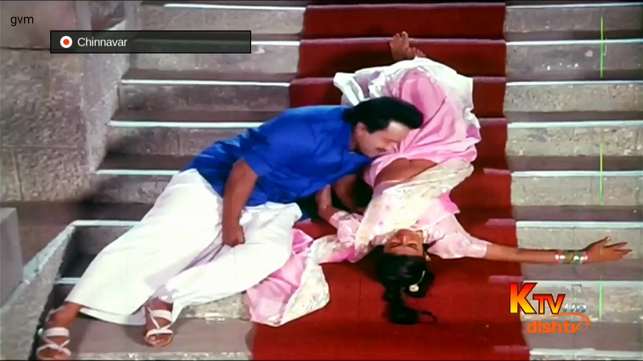 Sanghavi hot Saree navel song - Chinnavar HDTV_11 (1)