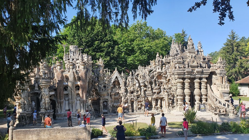 50 sombras del verde en Suiza y Alemania - Blogs de Suiza - PALAIS IDEAL(HAUTERIVES)-LAC BOURGET- LAC LES GAILLANDS- MARTIGNY (Suiza) (2)