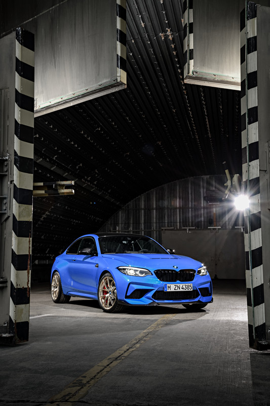 P90374172_highRes_the-all-new-bmw-m2-c