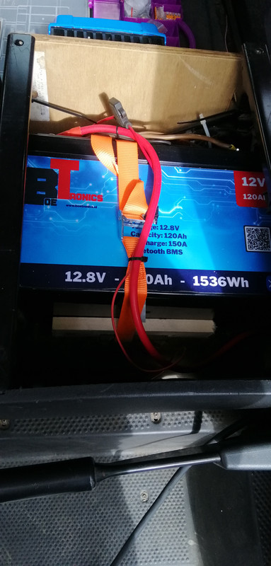 1. Lithium accu 120 A