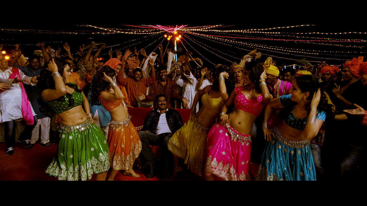 Tamanna Hot Song 03 From Himmatwala Taki O Taki 4K (Best Quality).mp4_snapshot_02.03_[2021.04.05_13.