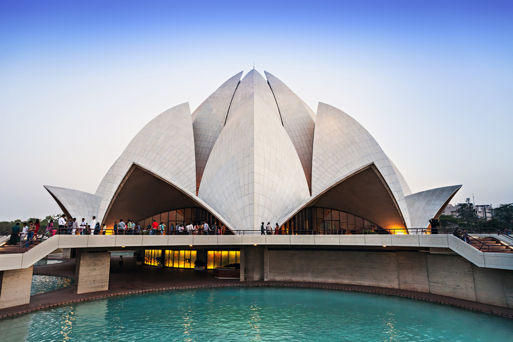 Lotus Temple, Delhi How To Reach, Best Time & Tips