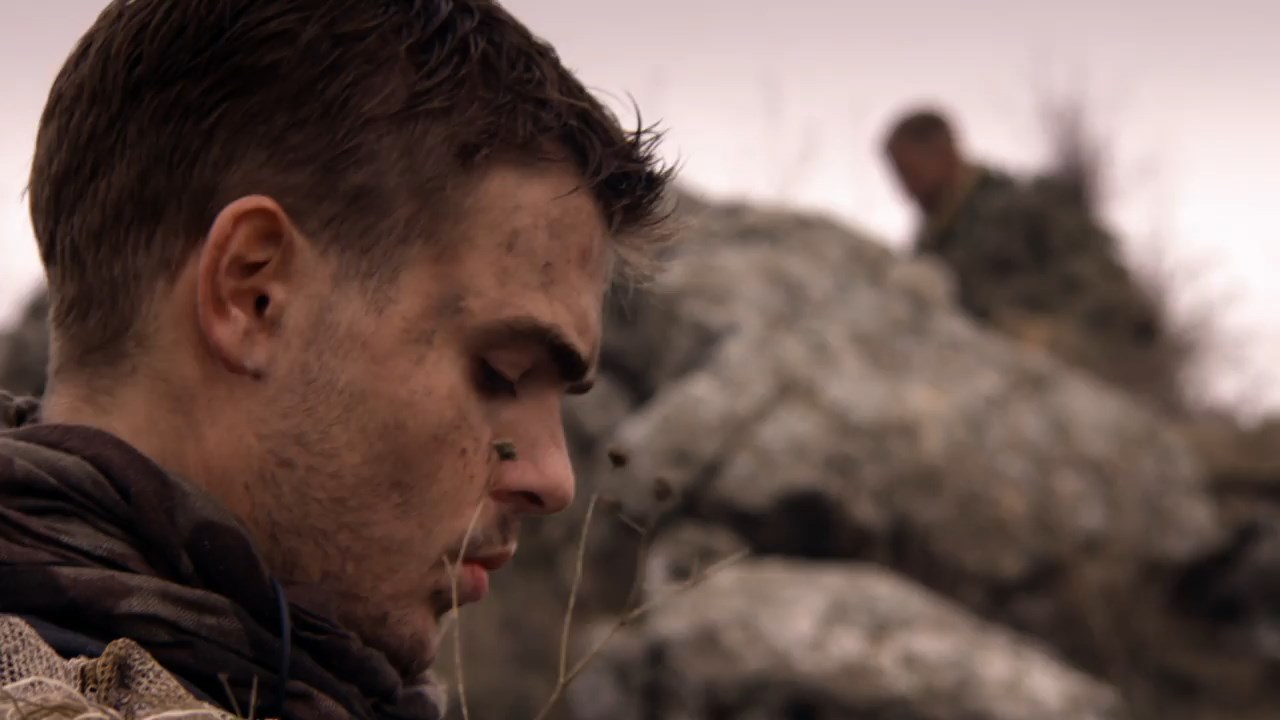Sniper: Legacy 2014 WebRip [Hindi + English] 480p 720p ESub Screenshot