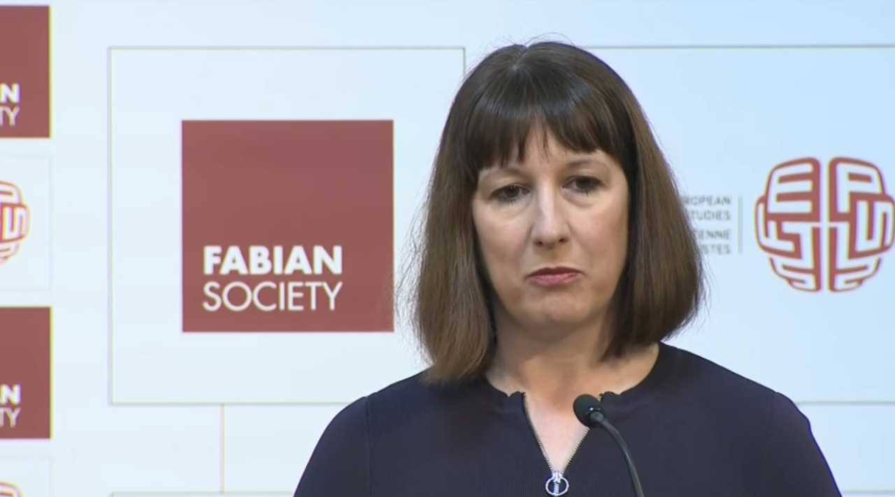 02D1A981-C748-4F0E-AED3-528B5AF84471