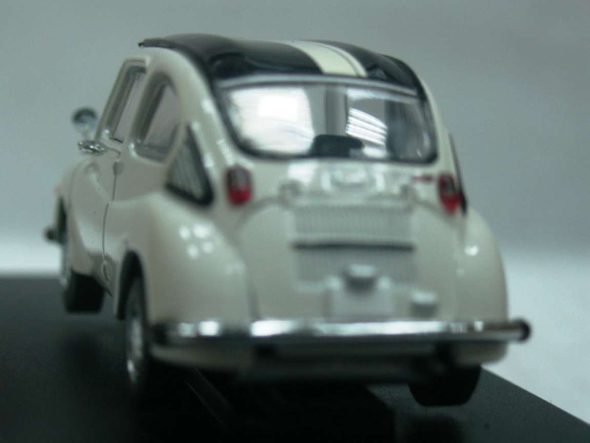 EBBRO SUBARU 360　1/12 EBBRO 1/12 Scale #12007 Subaru 360 1963 Light Blue Diecast