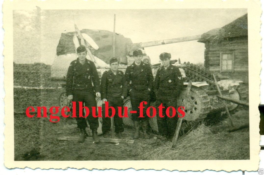 - Sd.Kfz.132 - Panzermänner - TARNUNG-1