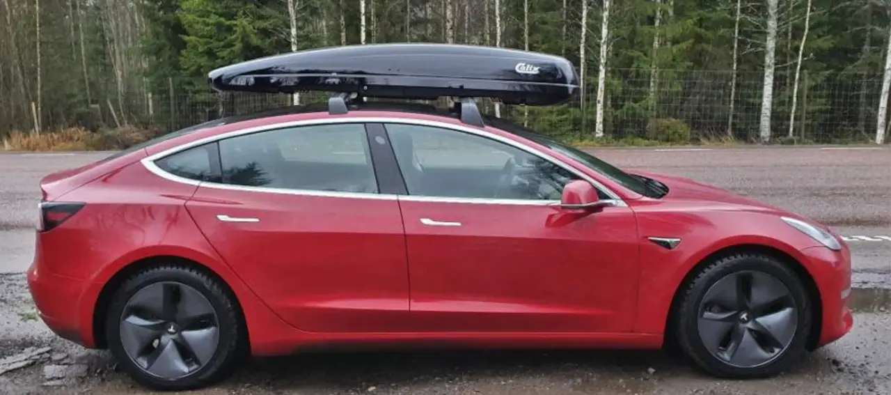Coffre de toit pour Model 3, dans quel sens l'installer ? - Forum et Blog  Tesla