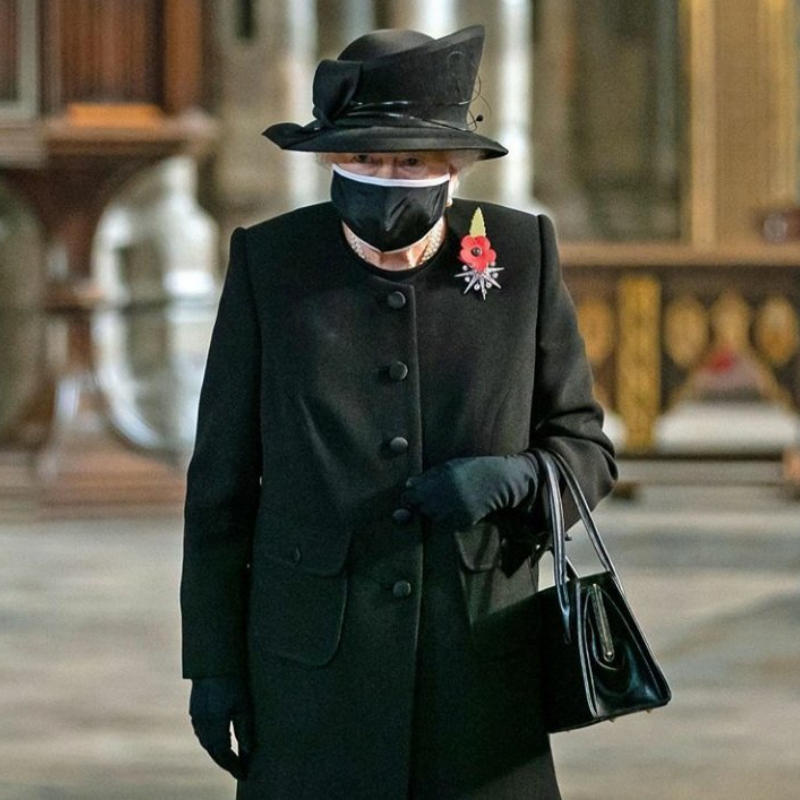 La regina Elisabetta risponde a Harry e Meghan