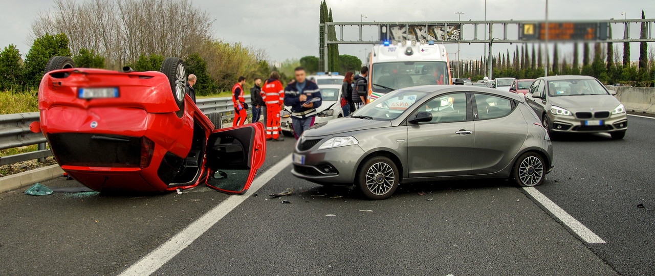 Primi approdi ermeneutici inerenti i profili processuali e sostanziali del reato di omicidio stradale (legge 23 marzo 2016, n. 41).