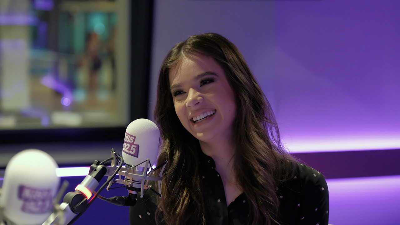 Hailee-Steinfeld-The-Bumblebee-Movie-Transformer