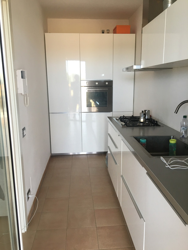 E0B7AB87-AACC-4276-A8D5-59102DD302A8