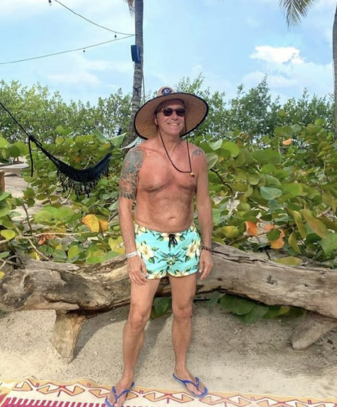 16485DD5-2255-4B8F-9E06-18A6A551C4D1