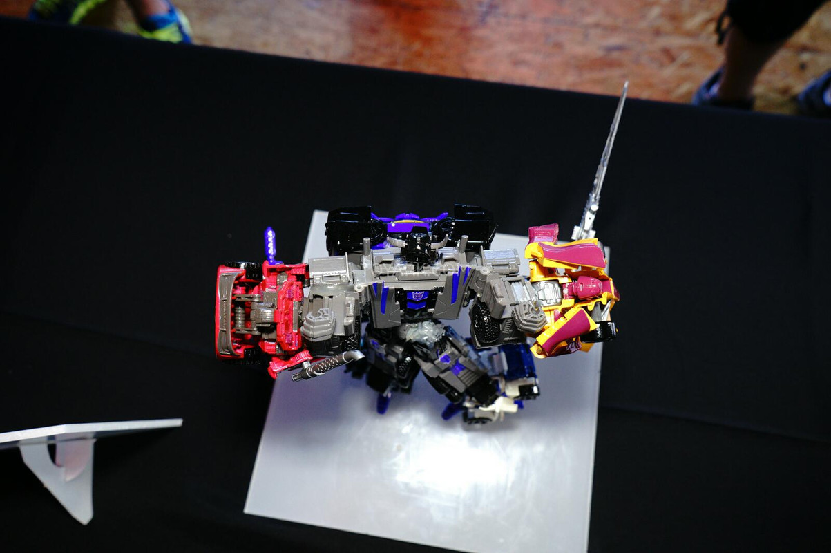 SDCC-2014-Hasbro-Transformers-Breakfast-125_1406