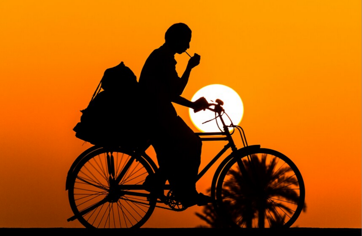 orane-smoking-cyclist-dis.png