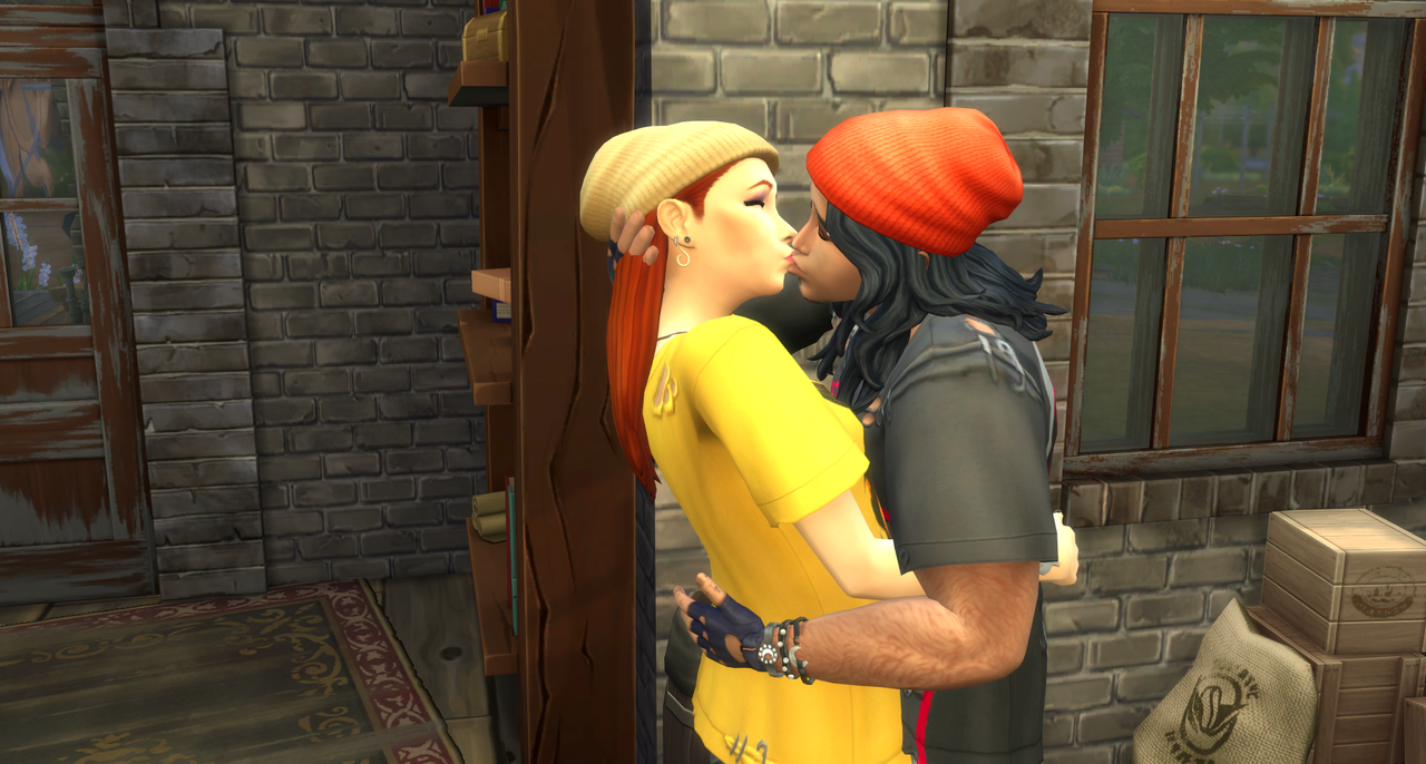 kiss-at-home.png