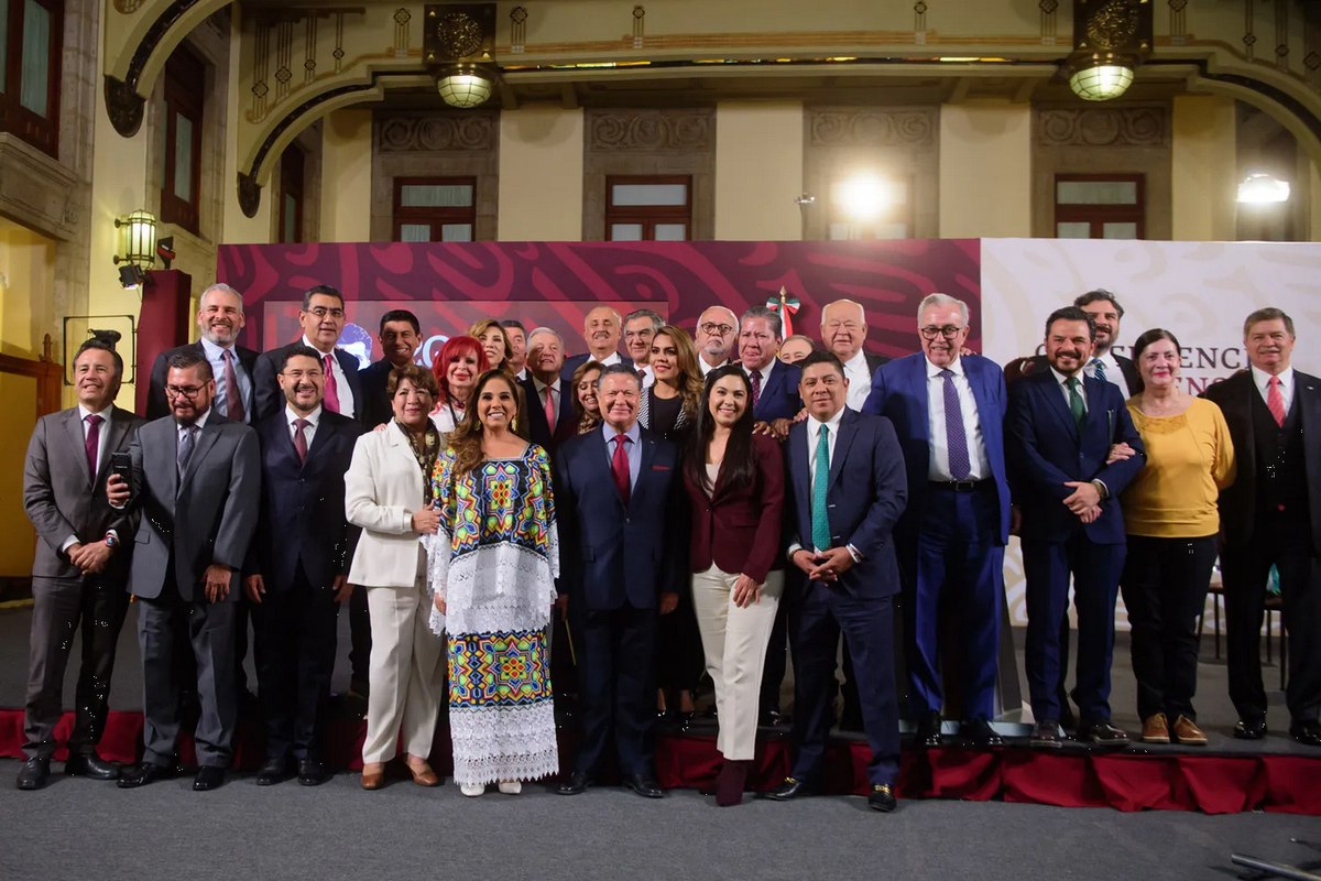 INE Ordena a AMLO Modificar o Eliminar la
