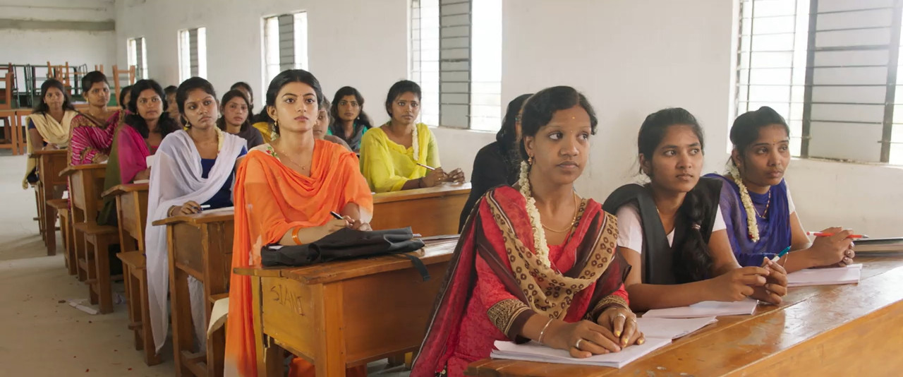Pariyerum Perumal 2018 WebRip [Tamil] 480p 720p ESub Screenshot