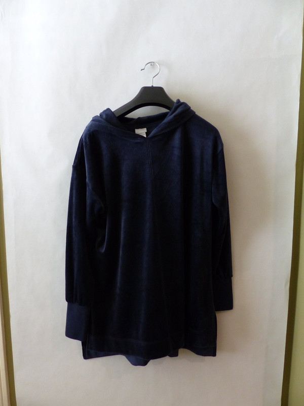 CHICO'S ZENERGY VELOUR DOLMAN TOP CLASSIC NAVY WOMEN SIZE 1 570316493