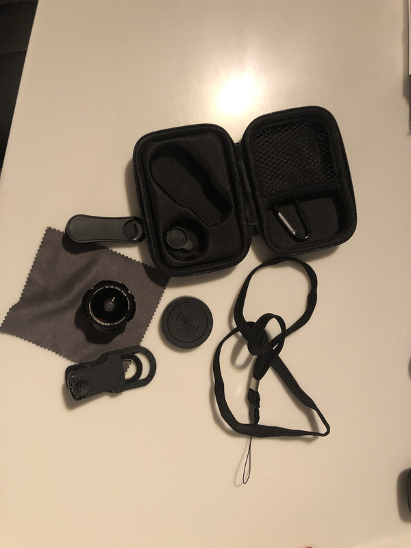 BFAA876F-355E-43B2-8F44-DE1B418E875B