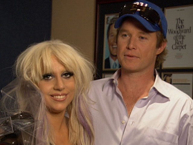 1-8-09-Access-Hollywood-Backstage-001.jp