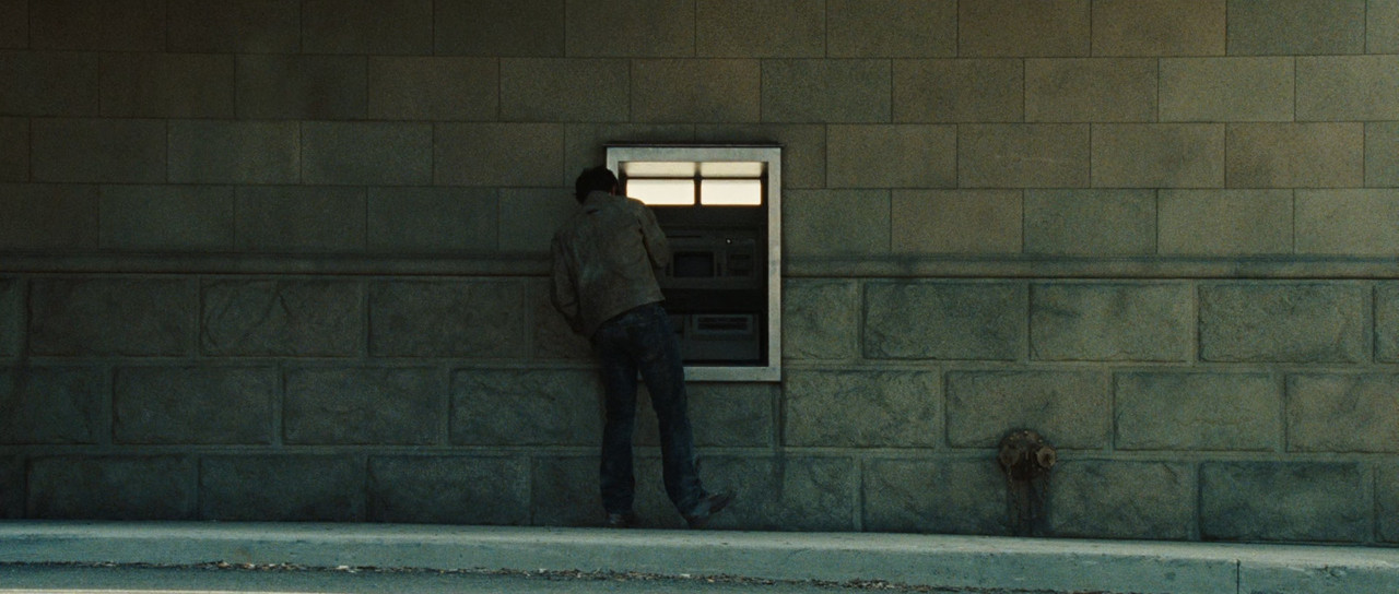 Wanted (2008).mkv_snapshot_01.40.27_[2018.02.05_21.21.25]