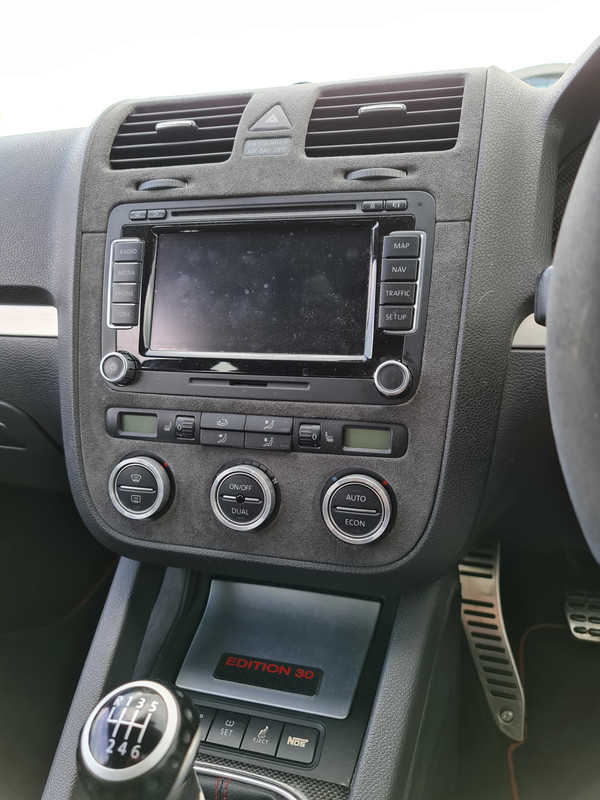 6190B21E-F5EE-4D59-BE31-C8F6965518BA