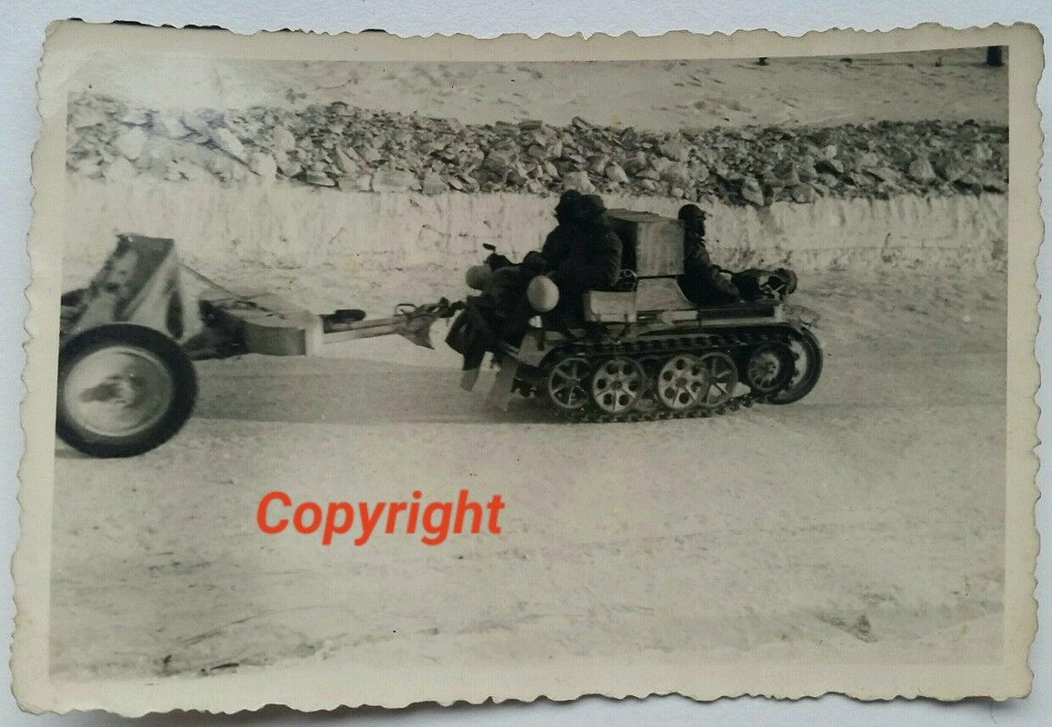 Orig.Foto NSU Kettenkrad Panzerjäger Rückzug in 
