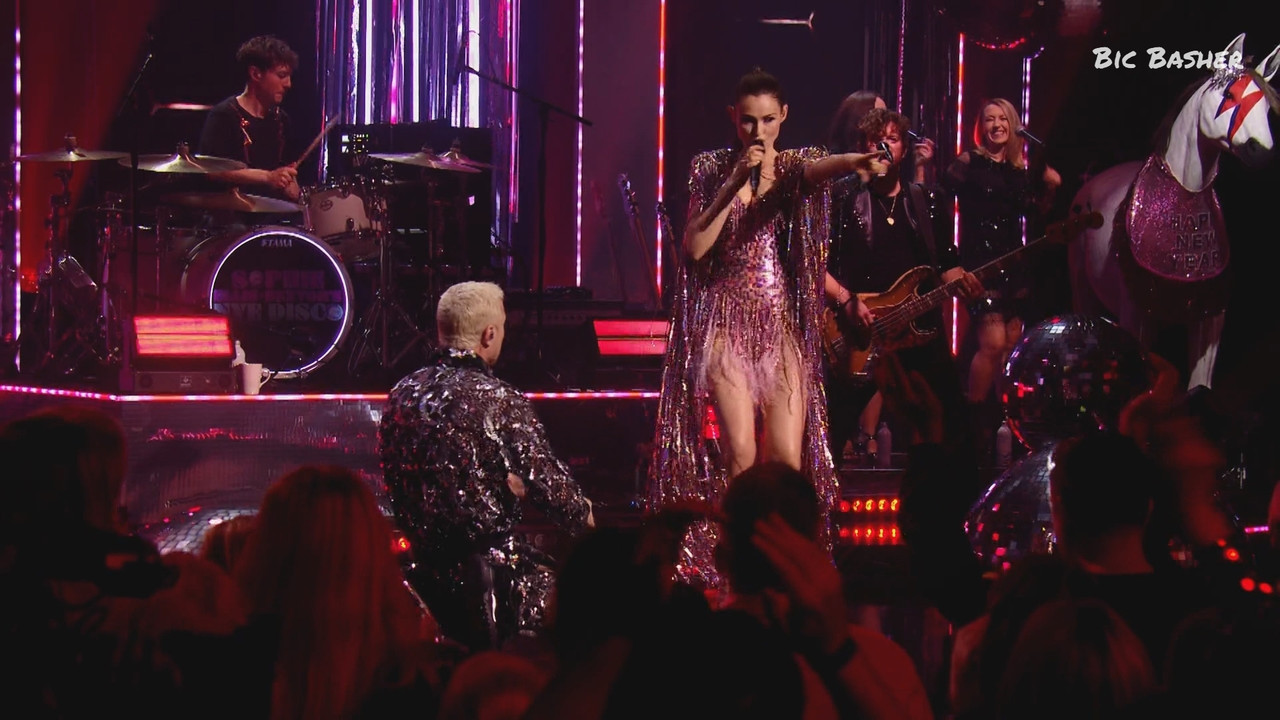 Sophie Ellis-Bextors New Years Eve Disco_20250101_00100045.ts_snapshot_14.01.124