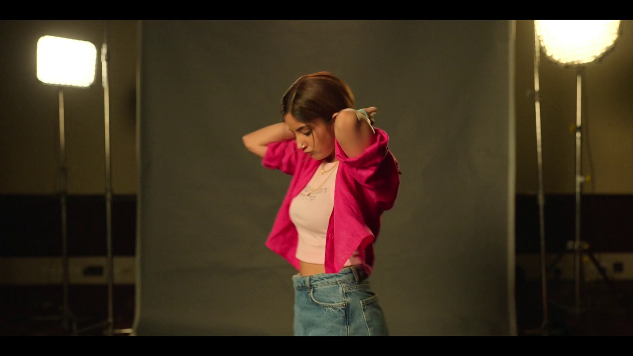 vlcsnap-2023-12-16-02h38m40s769