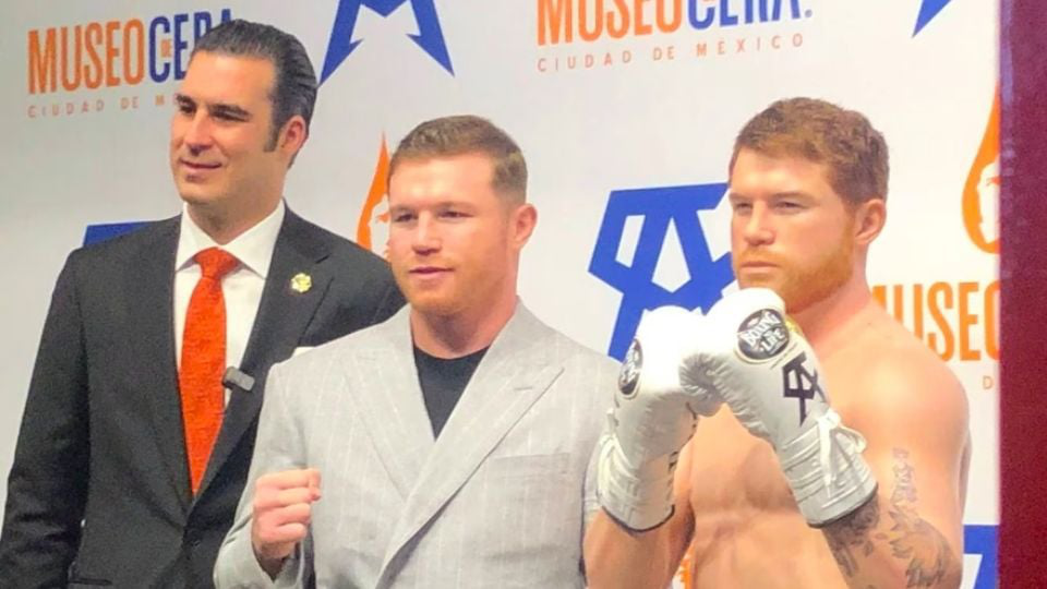 'Canelo' se inclina por Morena para el Gobierno de la CDMX durante ceremonia en el Museo de Cera