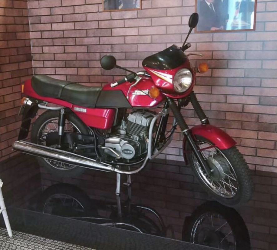 C322D621-E89A-4CA6-AF22-A4BD1D33F18C