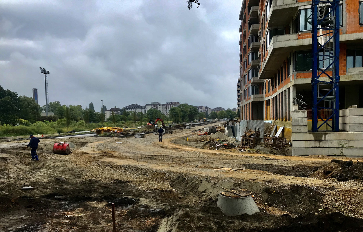 78AB615F-D81B-4E3B-8828-94932BFFC970