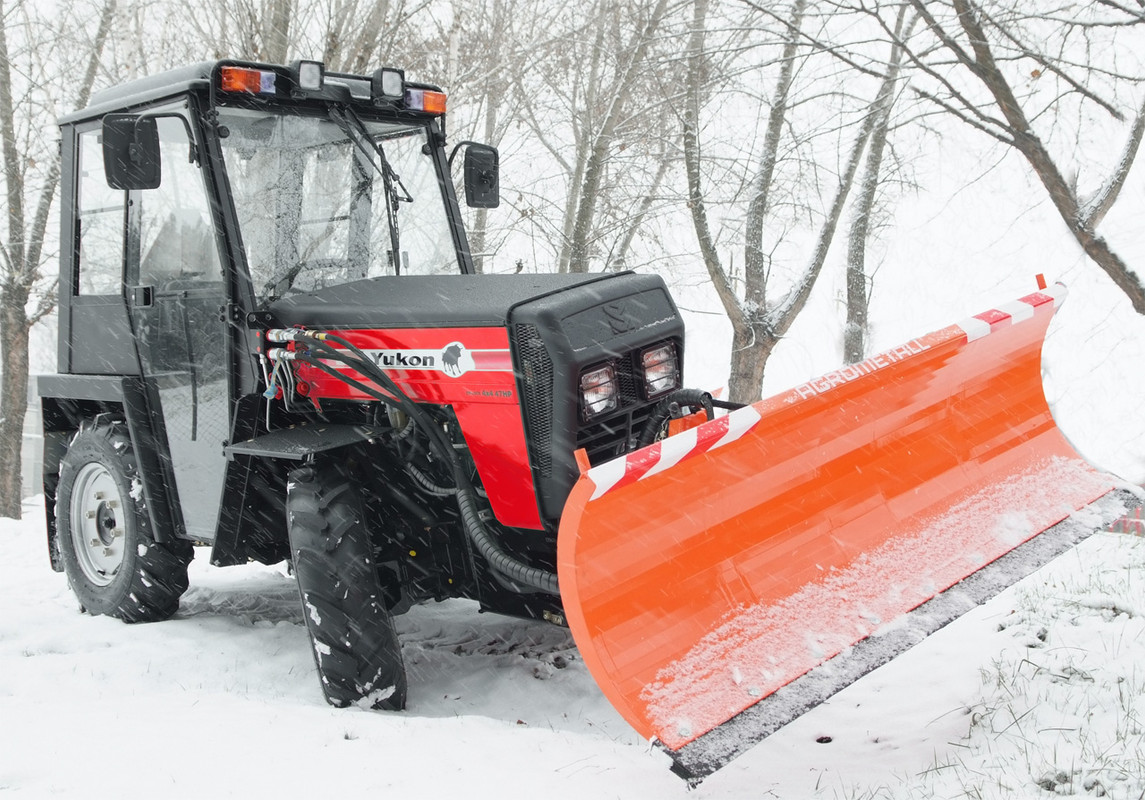 komunalni-malotraktor-radlice-2