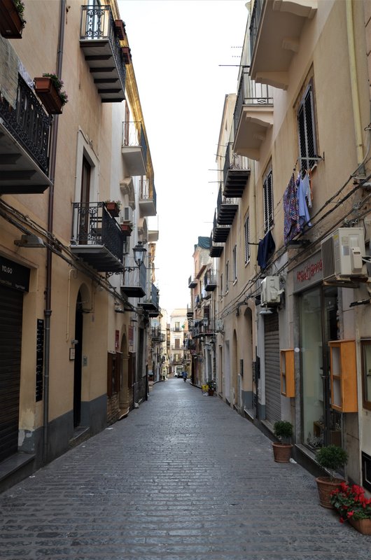 CEFALU-24-4-2019 - Italia y sus pueblos-2018/2019/2023 (157)