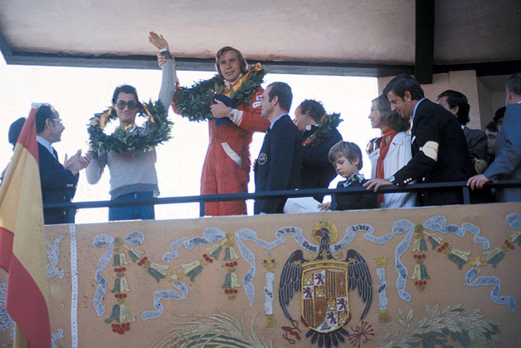 1976 исп подиум