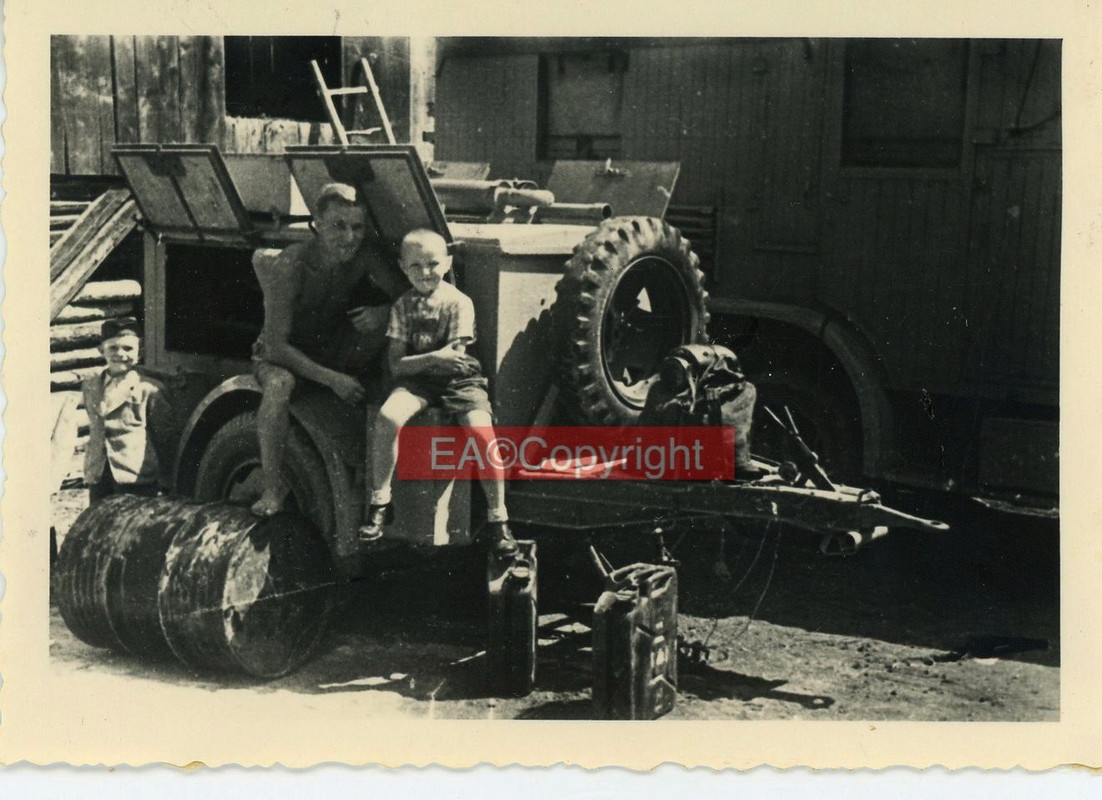Funker Funkwagen LKW Camion Anhänger Maschinensa