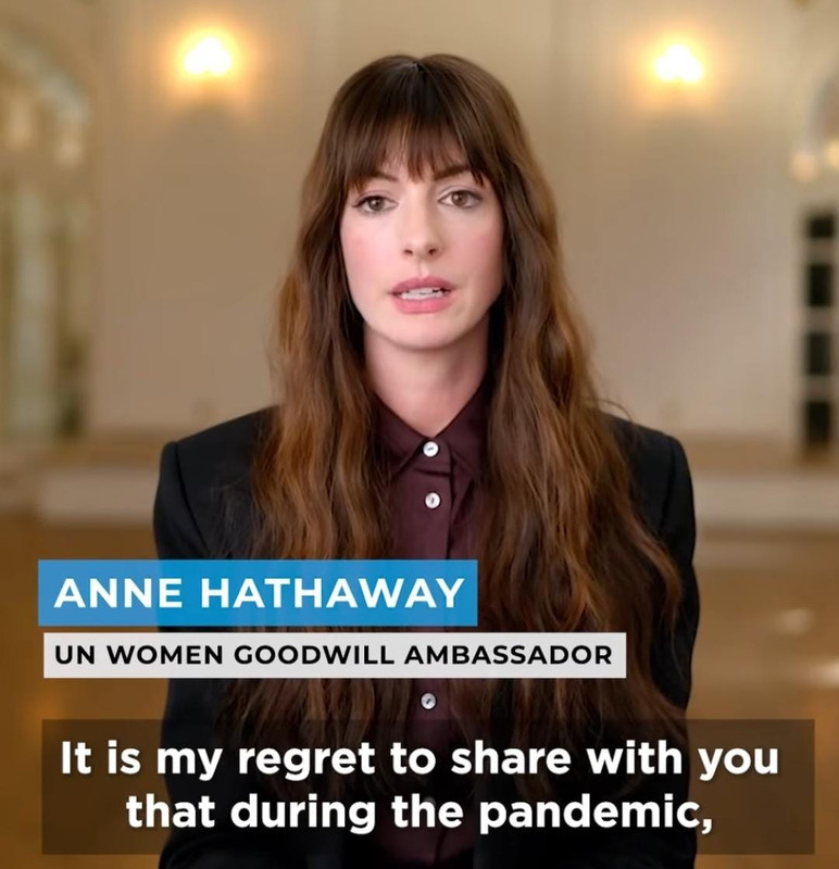 Anne Hathaway mewakili UN Women Goodwill Ambassador PBB sebagai pembicara B20