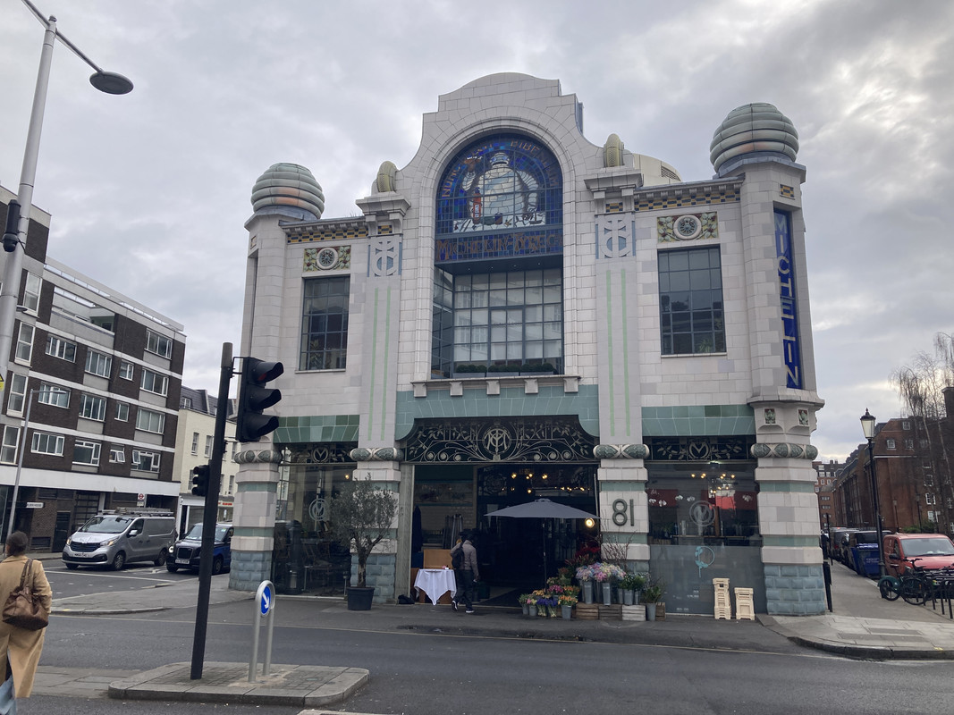 26649960-D080-4B06-A0D3-6779D357D949