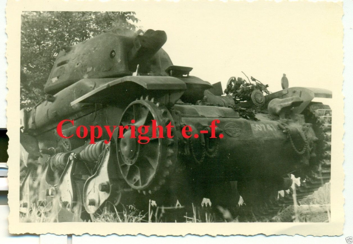 FOTO - 3.Panzer.Aufkl.Abt. - PANZER - Französisc
