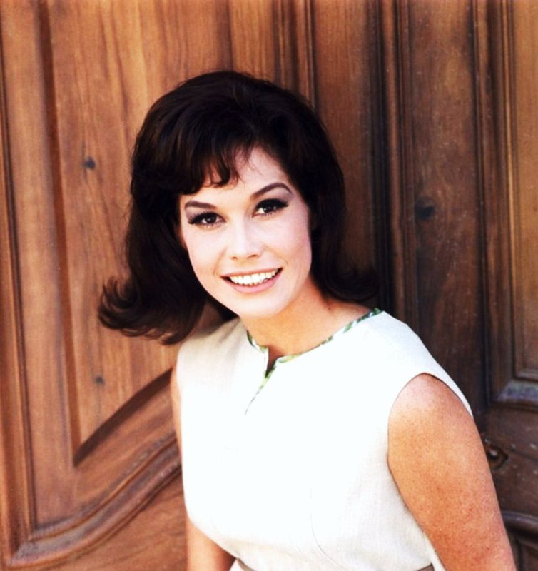 mary_tyler_moore_b10