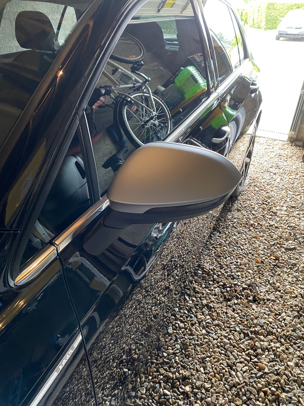 879B6929-BB60-43BD-8893-EF7A1ED30C09