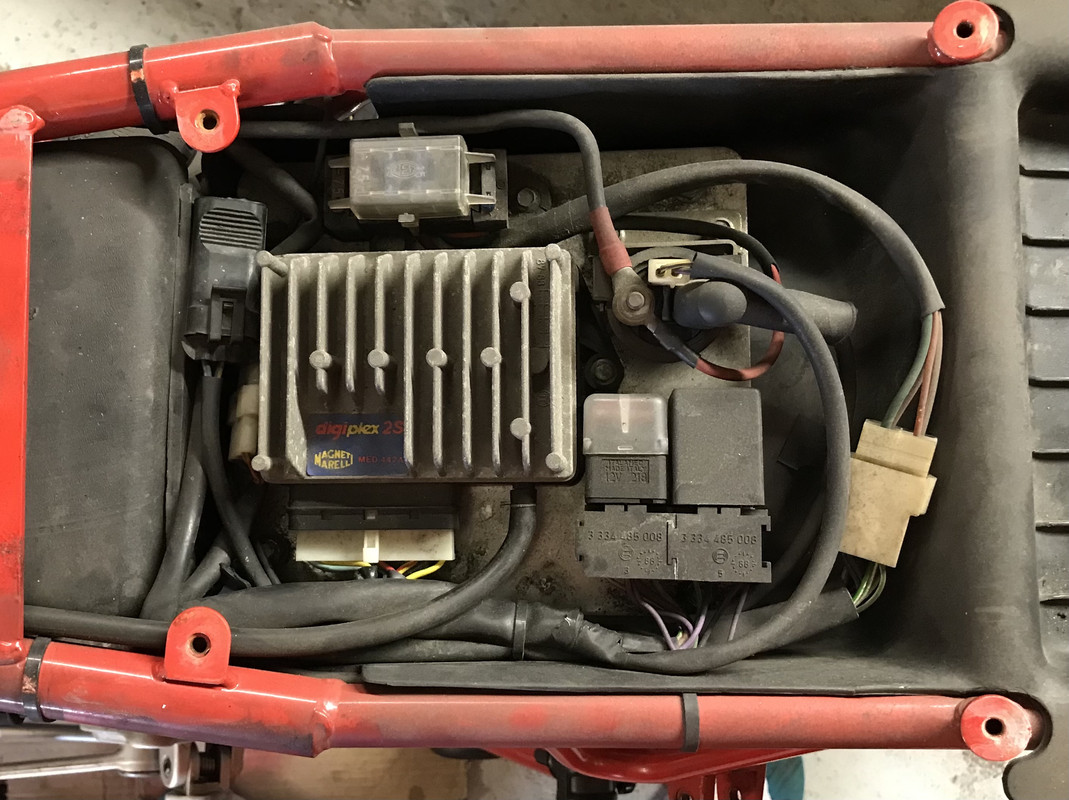 FADD6B27-05FA-4F87-BAAB-88B969F24F90