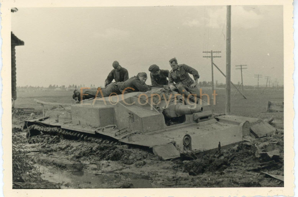 StuG Batterie Sturmgeschütz Russland Foto