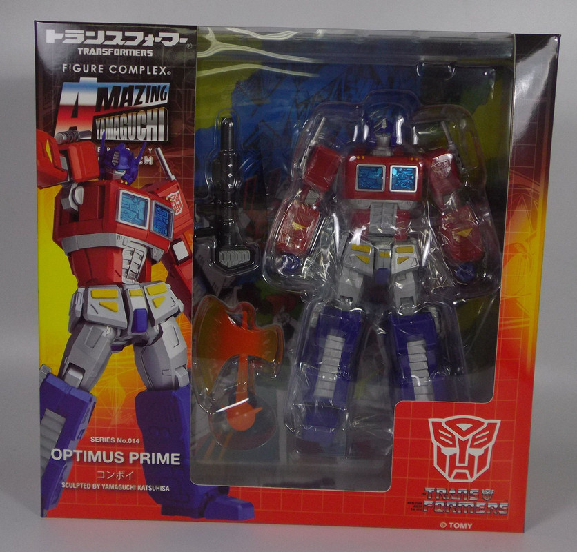 Revoltech-Amazing-Yamaguchi-Optimus-Prime-01-e1568293076445
