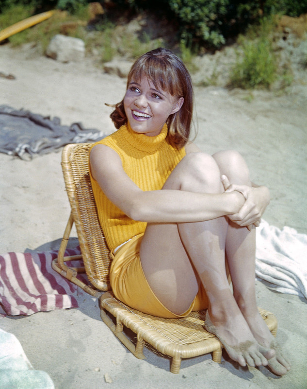 Sally_Field_b87
