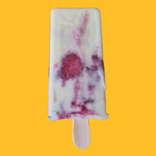 Paleta De Mascarpone Con Frutos Rojos