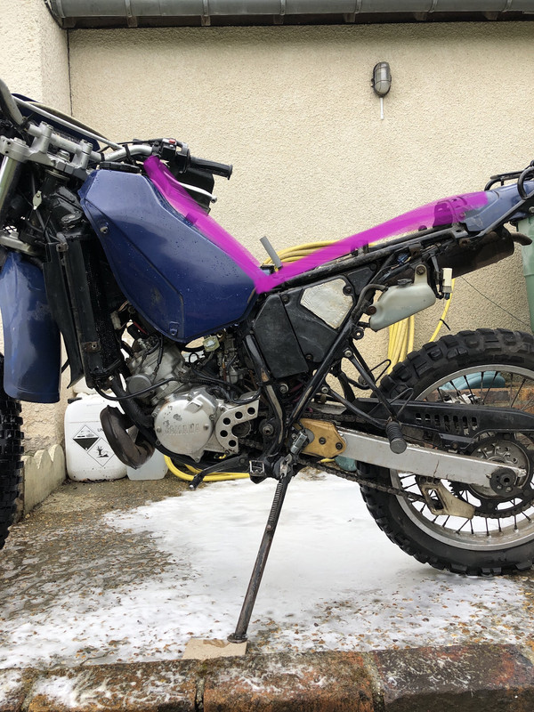 D85711E6-7BD0-4896-A715-3DCF46F025E1