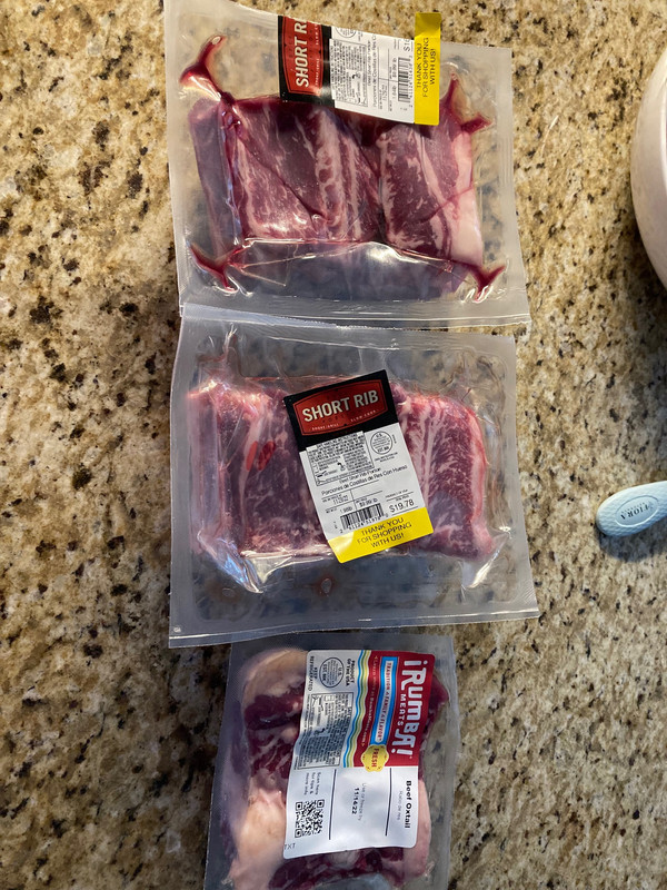 68928262506__0834D740-4550-413A-9B1E-B8F5D97571A2