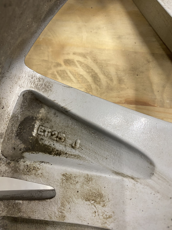 6E30A89C-F12C-46BD-A191-30012F72FCC0