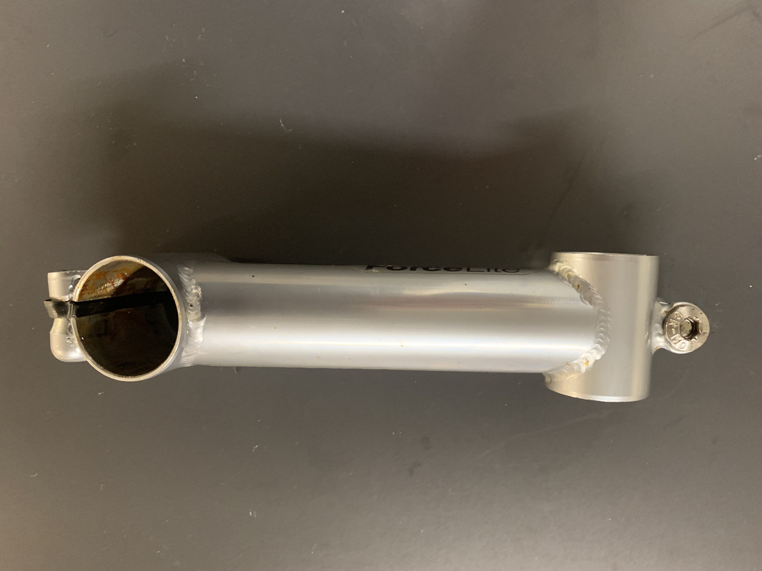 5B579838-85FD-4AC1-B65C-AC3173D8C9EC